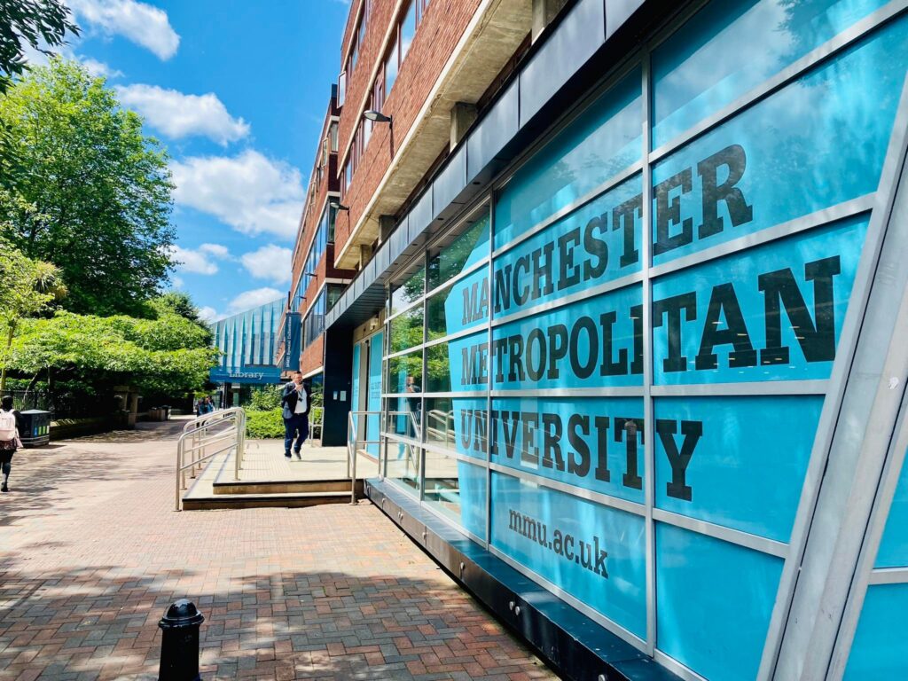 Manchester Metropolitan University estudiar en inglaterra be international
