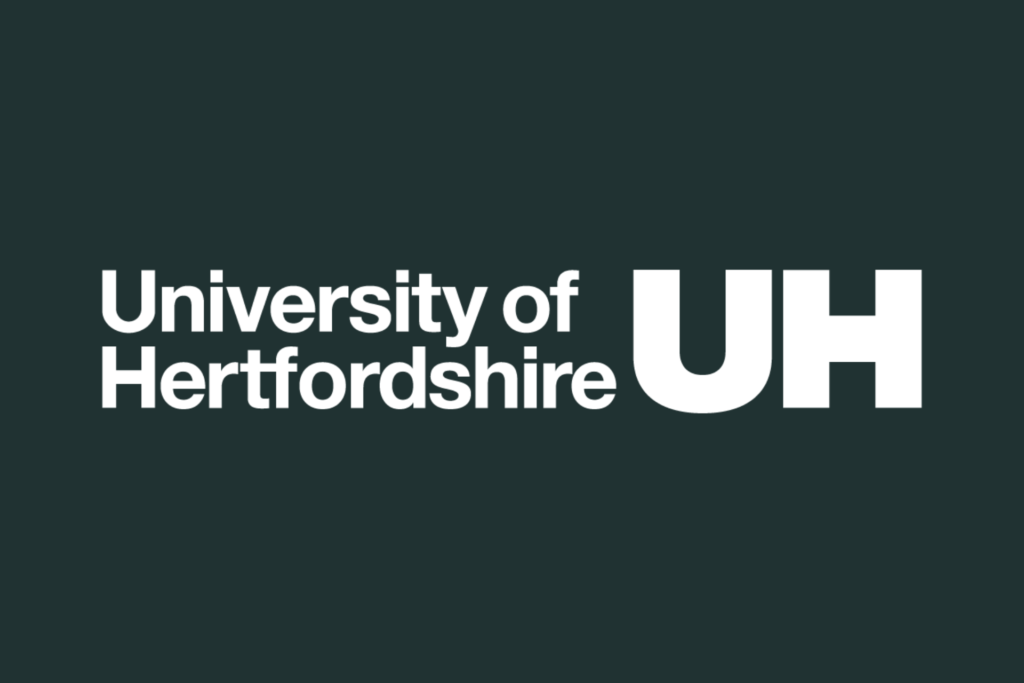 University of Hertfordshire estudiar Inglaterra be international UH